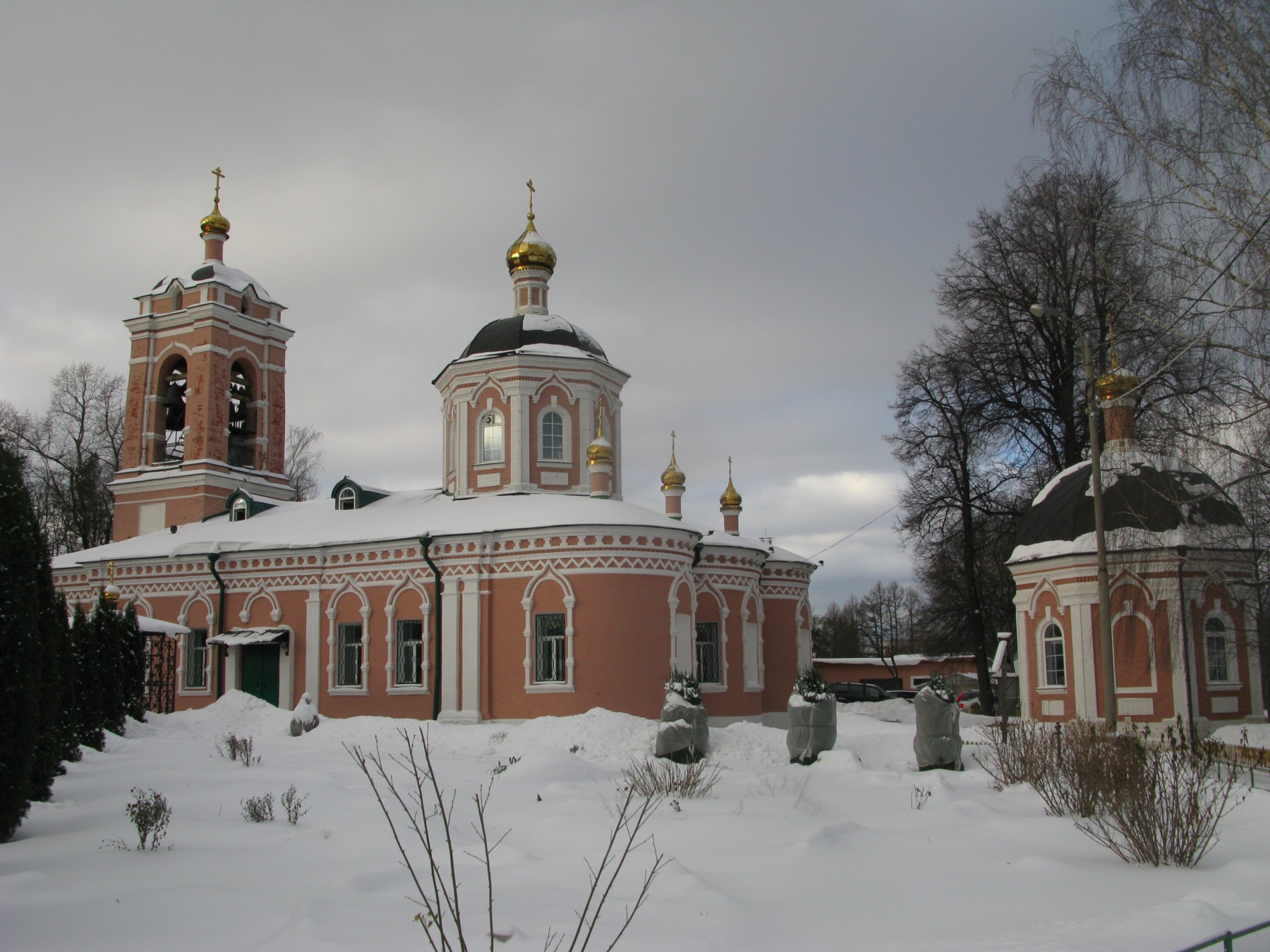 храм в захарьино